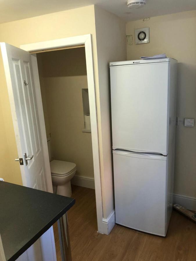 Cannock House ~ 4 Bedrooms All With Ensuite. Rugeley Luaran gambar